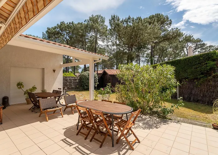 Casa vacanze Maison Chaleureuse à Deux Pas De L'océan - 6 Pers, Wi-fi, Parking, Terrasses, Ménage Inclus - Fr-1-319-515